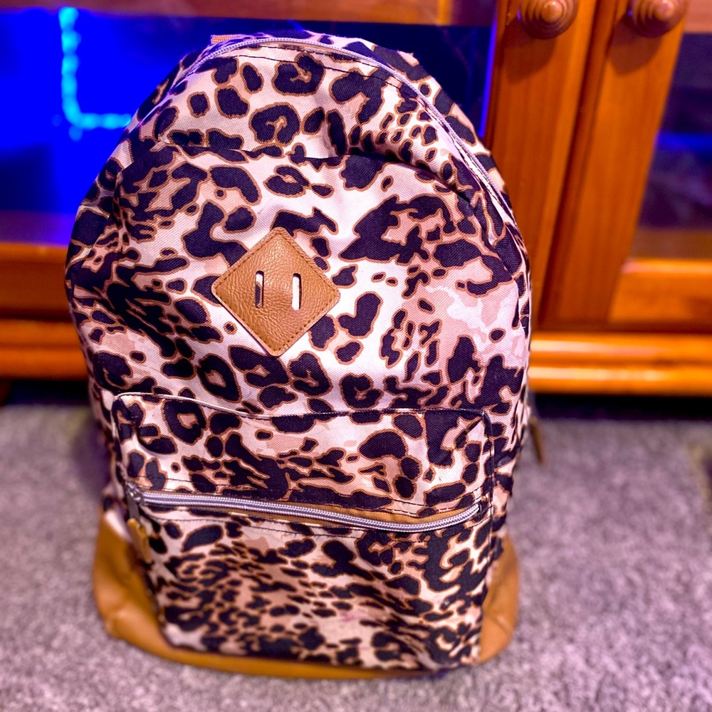 Leopard print vans back pack